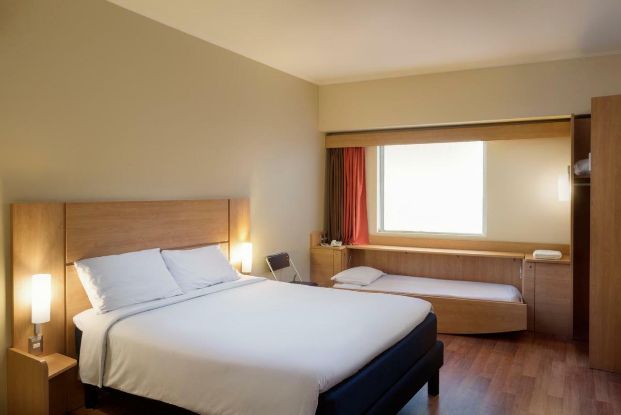 Ibis Santiago Estacion Central Ngoại thất bức ảnh